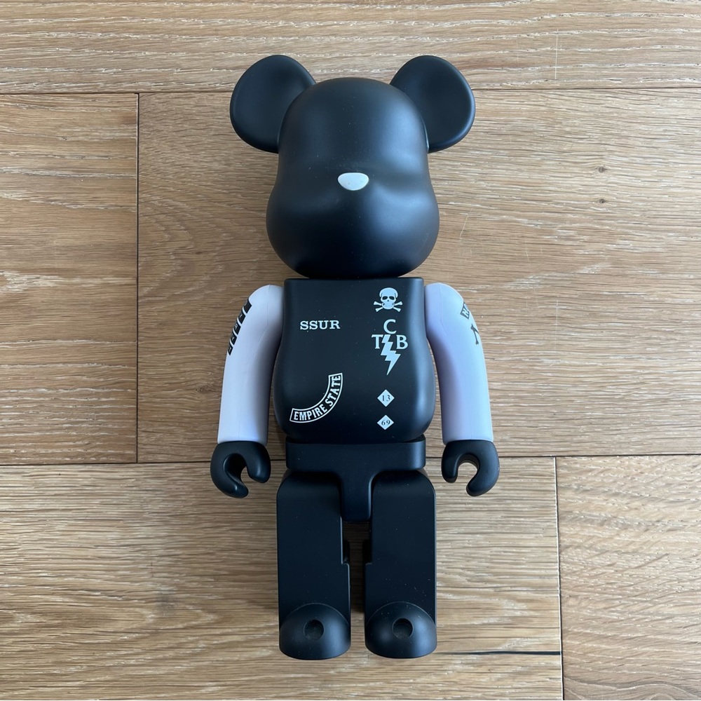 Ssur New York 400% Be@rbrick by
Medicom - Picture 3 of 10